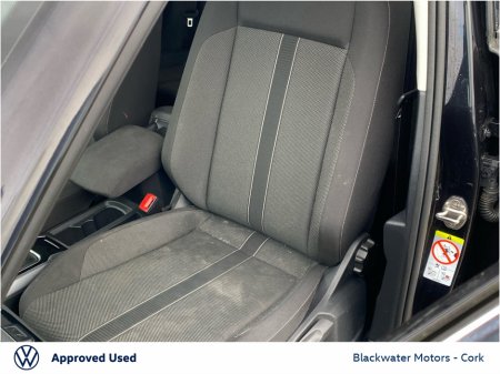 2023 Volkswagen T-Roc 1.0TSI 110BHP LIFE WITH REAR VIEW CAMERA €28,995 thumbnail