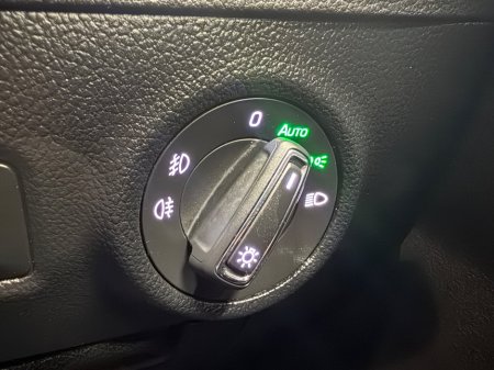 2021 Skoda Superb Ambition 1.4TSI 218HP PHEV €20,900 thumbnail