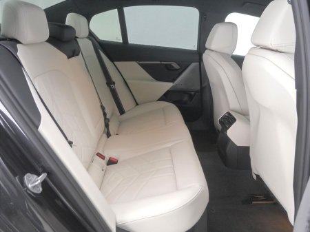 2026 BMW 5 Series - thumbnail 11