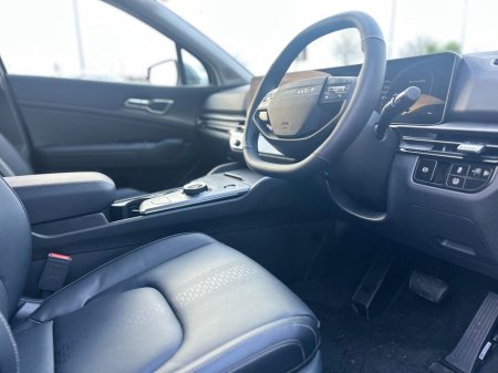 2026 Kia Sportage - thumbnail 4