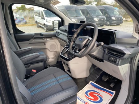 2026 Ford Transit Custom - thumbnail 8