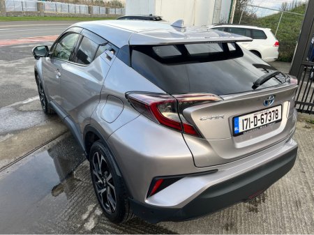 2017 Toyota C-HR - thumbnail 6