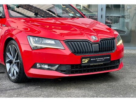 2017 Skoda Superb - thumbnail 5