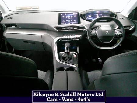 2020 Peugeot 3008 HDI BLUE ALLURE S/S 5DR €22,950 thumbnail