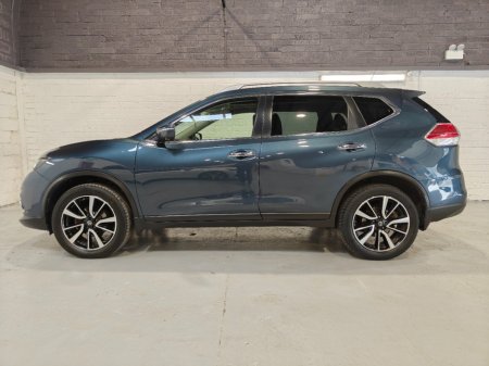 2016 Nissan X-Trail - thumbnail 4