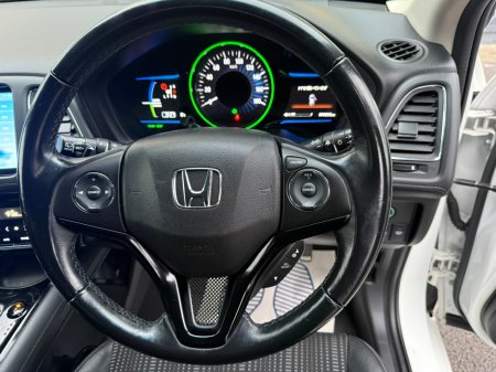 2015 Honda Vezel  €14,590 thumbnail
