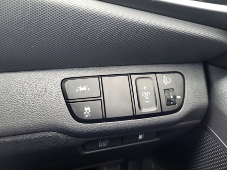 2020 Hyundai Ioniq - thumbnail 20