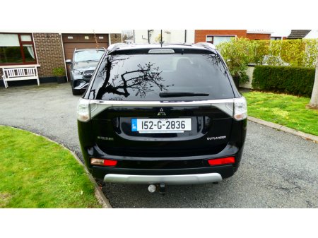 2015 Mitsubishi Outlander - thumbnail 6