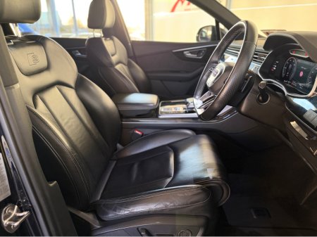 2021 Audi Q7 - thumbnail 5