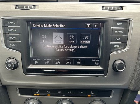 2016 Volkswagen Golf - thumbnail 16