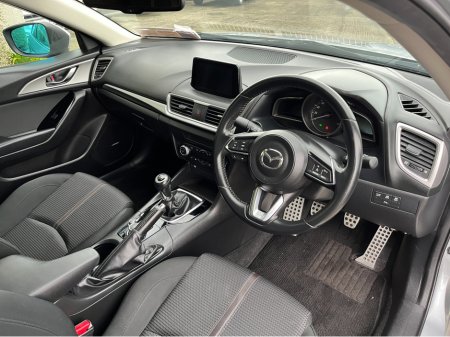 2018 Mazda Mazda3 AXELA/MAZDA 3 S 1.5 PETROL MANUAL //LOW MILES//BOSE SOUND//KEYLESS ENTRY//REVERSE CAMERA// €14,950 thumbnail