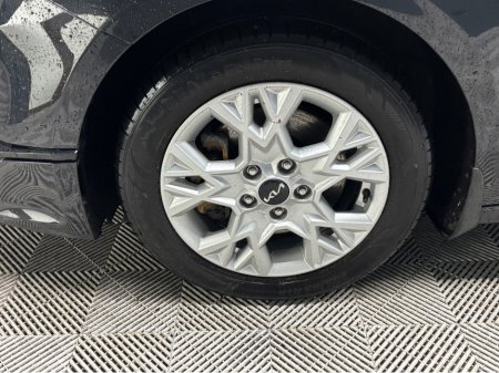 2023 Kia Ceed 1.6 D MHEV K2 MY23 5DR €19,950 thumbnail