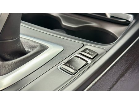 2017 BMW 3 Series - thumbnail 26