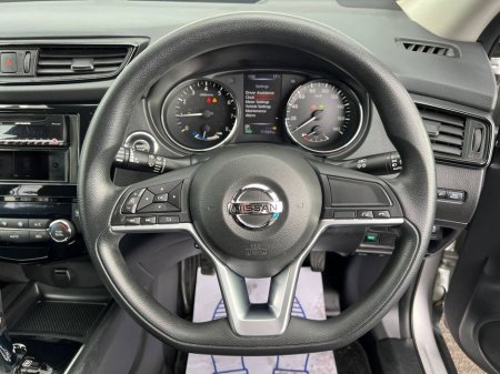 2019 Nissan X-Trail 4X4 2.0 HYBRID // LEATHER INTERIOR // PARKING SENSORS // 4X4 DRIVE MODES €22,950