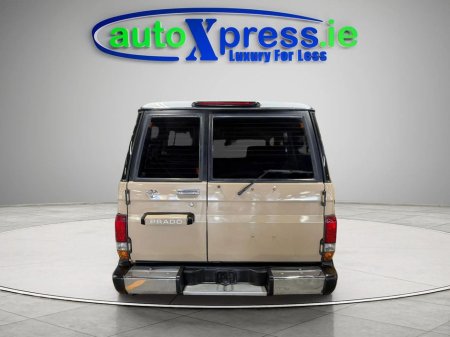 1994 Toyota Landcruiser - thumbnail 11