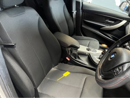 2017 BMW 3 Series - thumbnail 10