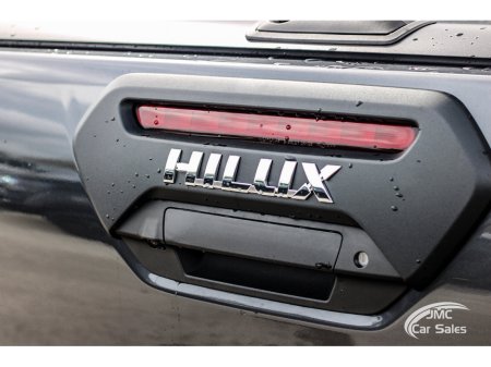 2026 Toyota Hilux - thumbnail 15