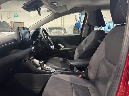 2021 Toyota Yaris HYBRID LUNA 4DR AUTO €22,950 thumbnail