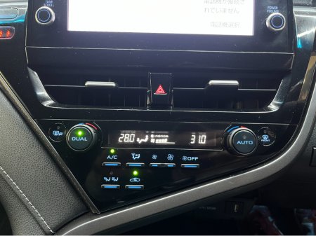 2023 Toyota Camry €39950 2023 TOYOTA CAMRY WS 2.5 AUTOMATIC / CRUISE CONTROL / REVERSE CAMERA / ELECTRIC HEATED SEATS / PADDLE SHIFTERS €39,950 thumbnail