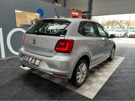 2017 Volkswagen Polo - thumbnail 2