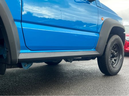 2023 Suzuki Jimny - thumbnail 9