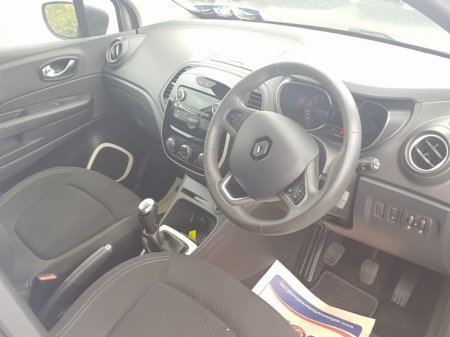 2018 Renault Captur dCi 90 EXPRESSION €7,450 thumbnail