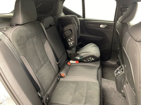 2026 Volvo EX40 - thumbnail 24