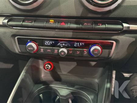 2016 Audi A3 1.4 TFSI - ALLOY WHEELS - CRUISE CONTROL - REVERSE CAMERA - MULTI FUNCTION STEERING WHEEL - €15,950 thumbnail