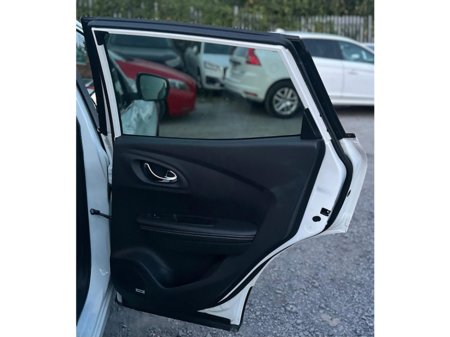 2018 Renault Kadjar Bose 1.2 Automatic Petrol  Low Mileage  (6853) €17,995 thumbnail