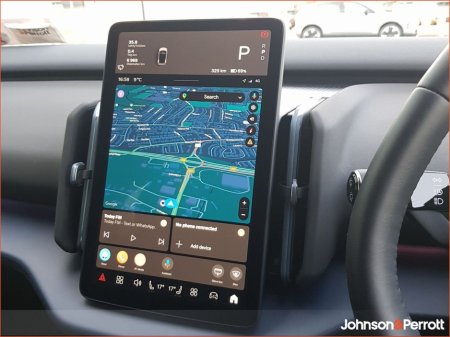 2025 Volvo EX30 69 kWh 272bhp Extended Range PLus €40,900 thumbnail