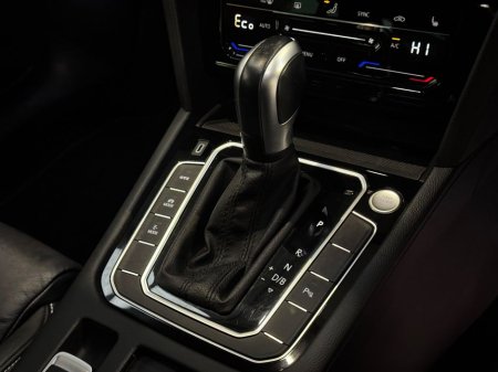 2021 Volkswagen Passat - thumbnail 17