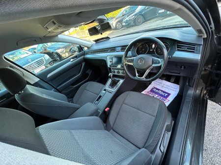 2020 Volkswagen Passat - thumbnail 11