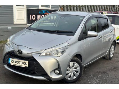 2019 Toyota Vitz - thumbnail 3