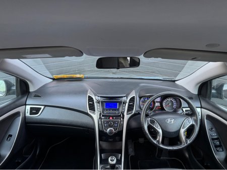 2012 Hyundai i30 - thumbnail 9