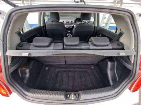 2017 Kia Picanto - thumbnail 29