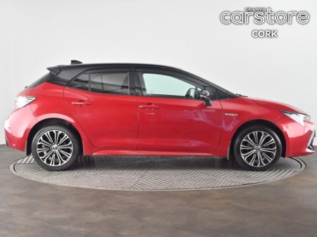 2019 Toyota Corolla 1.8 Hybrid Luna Sport Hatchback €21,480