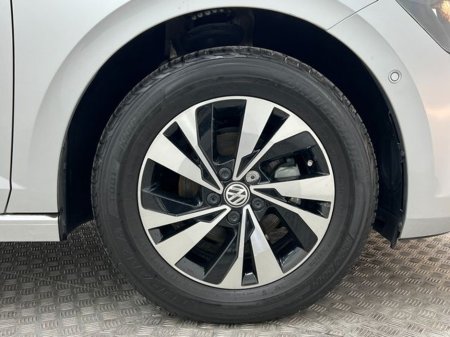 2018 Volkswagen Polo 1.0 TSI Automatic, Reversing camera, LOW MILES €16,895 thumbnail