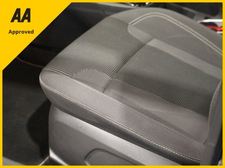 2016 Ford Fiesta - thumbnail 19