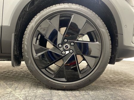 2026 Volvo EX40 - thumbnail 12