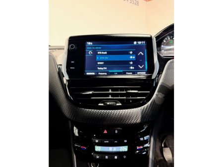 2018 Peugeot 2008 ACTIVE 1.2 PURETECH 82 4DR €11,990 thumbnail