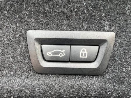 2020 BMW 3 Series - thumbnail 15