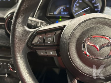 2017 Mazda Demio AUTOMATIC 1.3L SKYACTIV - A/C HEATING CONTROLS €11,950 thumbnail