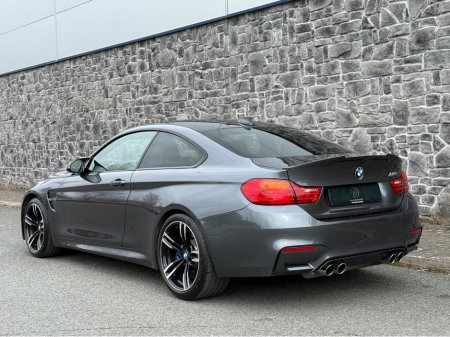 2015 BMW M4 - thumbnail 12