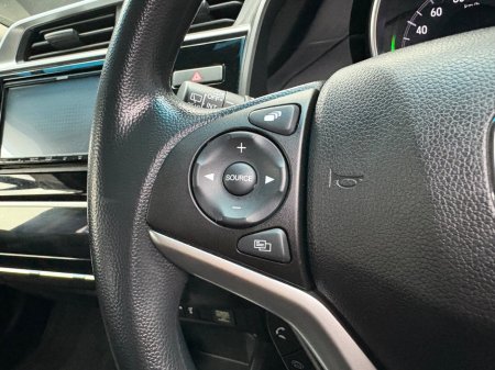 2017 Honda Fit  €11,390 thumbnail