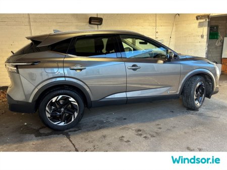 2025 Nissan Qashqai ePOWER QASHQAI SV PREMIUM €40,495 thumbnail