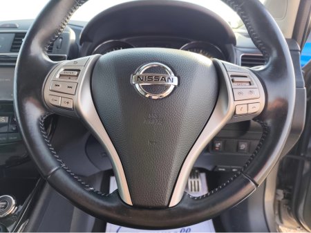 2015 Nissan Pulsar - thumbnail 12