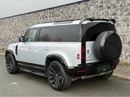 2023 Land Rover Defender 110 3.0 D  HARD TOP S 2 SEAT COMM €63,500
