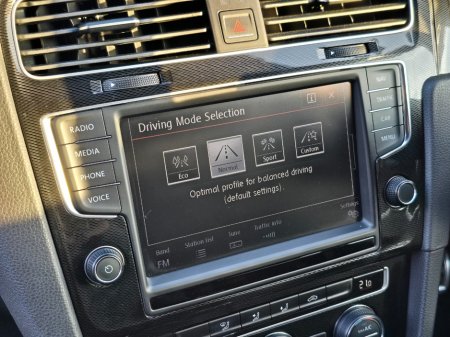 2017 Volkswagen Golf - thumbnail 20