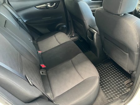 2015 Nissan Qashqai 1.5 DSL SV PREMIUM €9,995 thumbnail