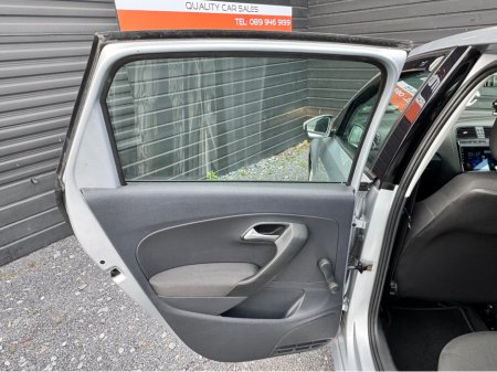 2015 Volkswagen Polo - thumbnail 14